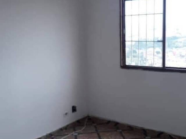 Apartamento para Venda em Taboão da Serra - 5