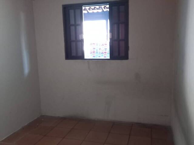 Casa para Venda em Embu das Artes - 4