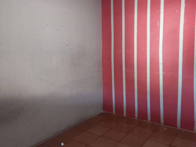 Casa para Venda em Embu das Artes - 5