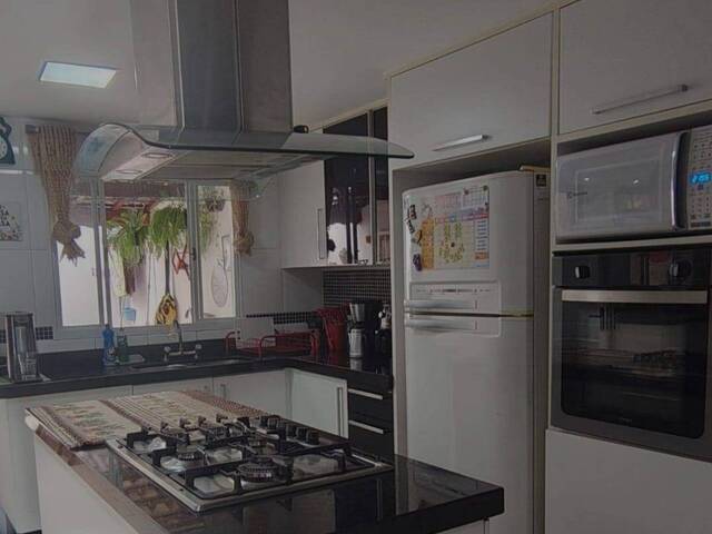 #1938 - Casa para Venda em São Paulo - SP - 2