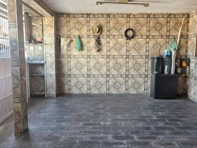 #1942 - Casa para Venda em Taboão da Serra - SP