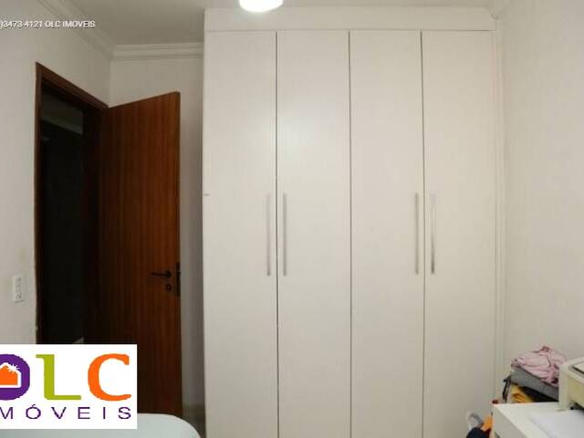 #2021 - Apartamento para Venda em Taboão da Serra - SP - 2